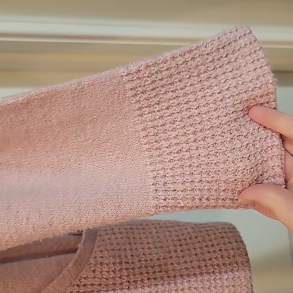 Cardigan - Picture 3 of 5